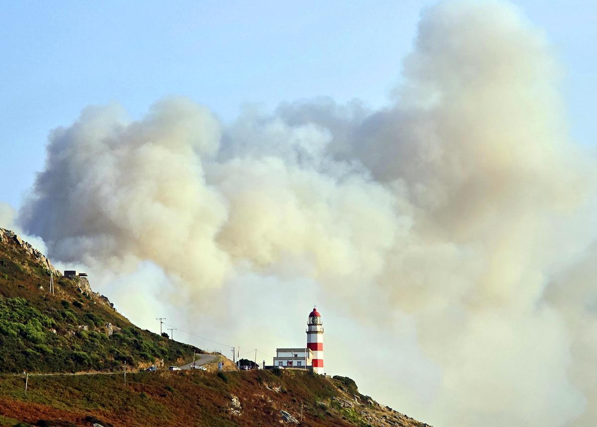 Situación de los incendios activos en Galicia el jueves 21 de agosto