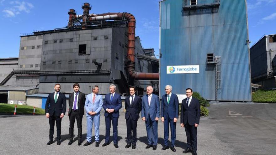 Ferroglobe invertirá 4,2 millones en su planta de Sabón cuando se cumple su 50 aniversario