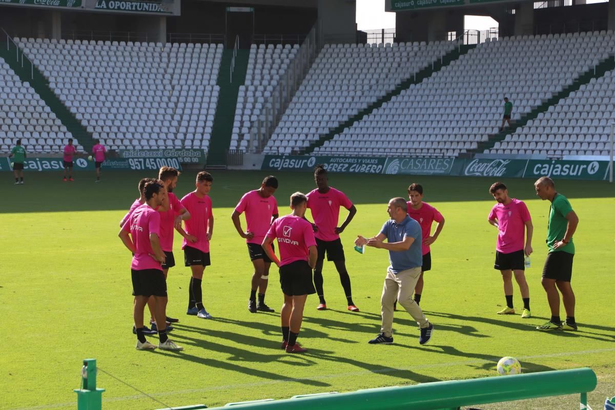 El Córdoba CF vuelve a jugar en El Arcángel