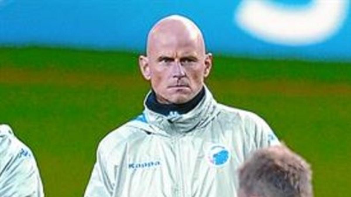 Solbakken, antes del entrenamiento de ayer. Luego sonrió.