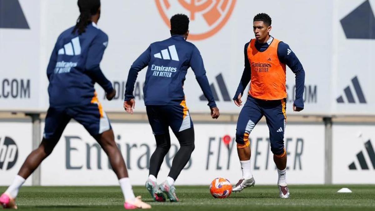 Bellingham, en el entrenamiento del Real Madrid antes del partido ante el Athletic
