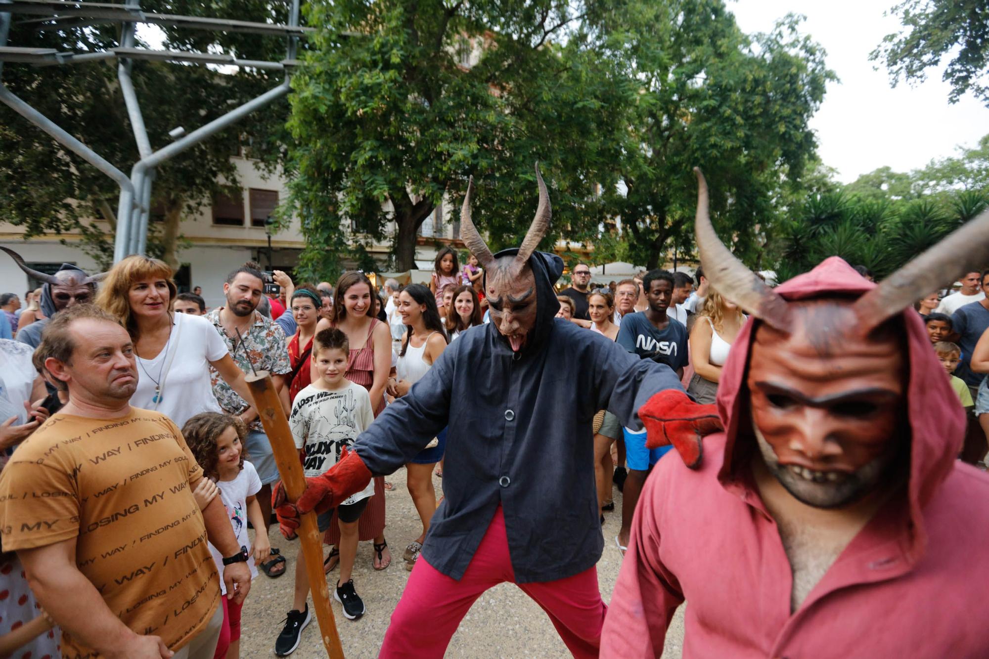 Mira aquí todas las fotos del comienzo de las Festes de la Terra en Ibiza