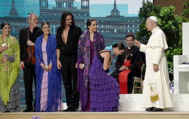 Segundo día de visita del Papa a Madrid: Misa en Cibeles y encuentro en el Movistar Arena