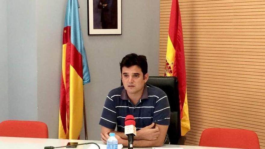 El alcalde de Sant Joan asume las concejalías de Compromís