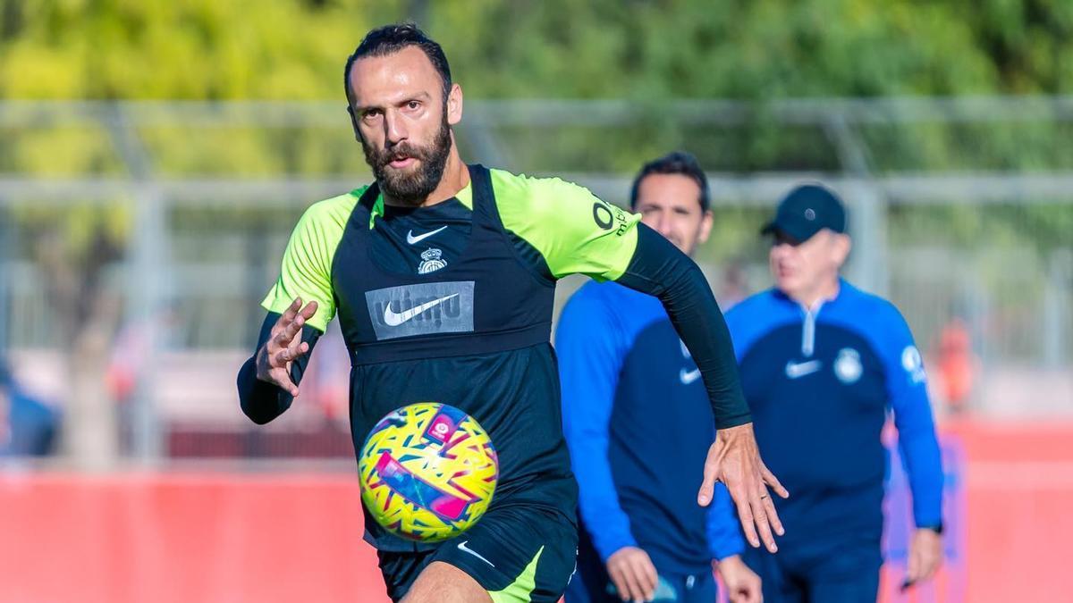 Muriqi se ejercita en la Ciudad Deportiva Antonio Asensio.