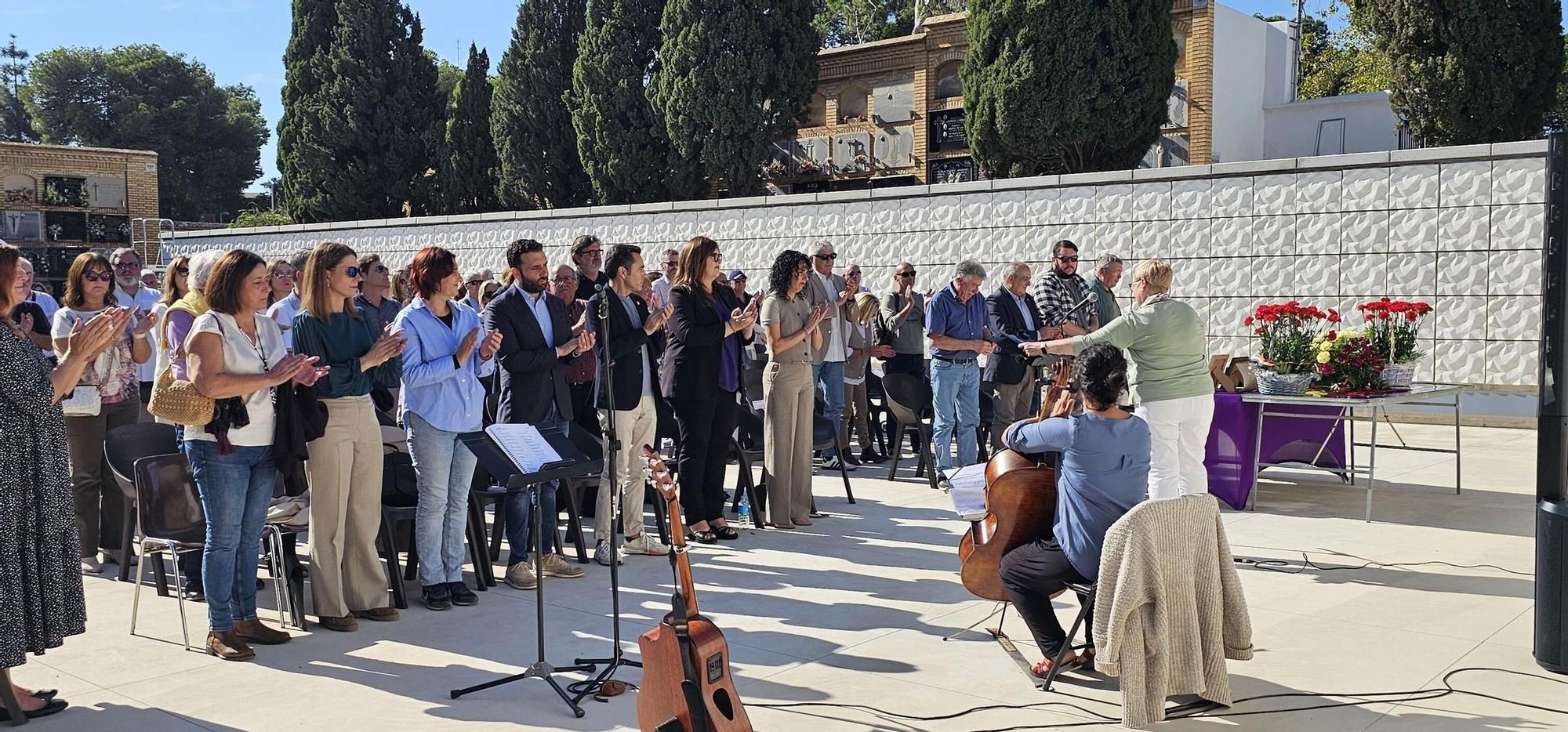 Homenaje de Tavernes de la Valldigna a los fusilados en Paterna