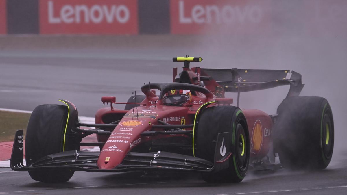 Sainz hace la pole en Silverstone