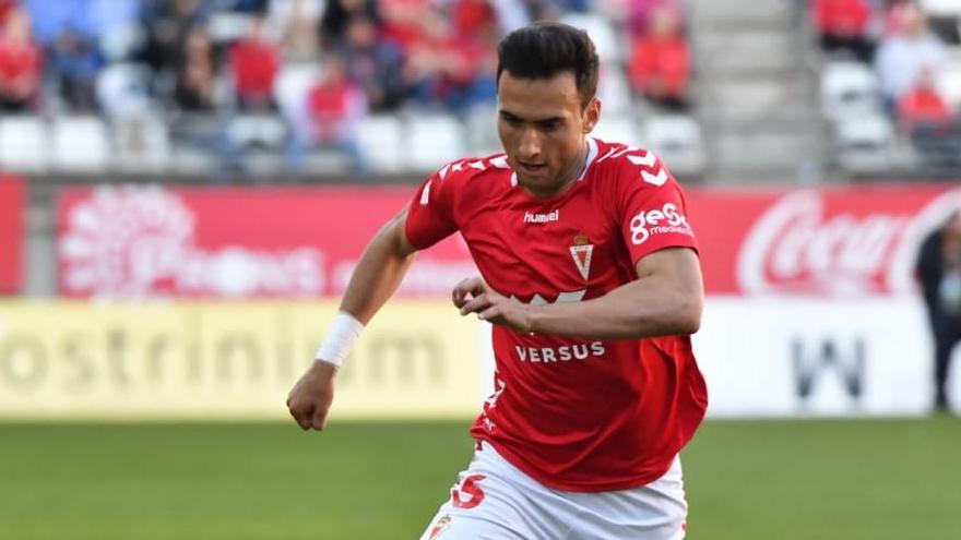 El Real Murcia hace oficial la salida de Juanma Bravo