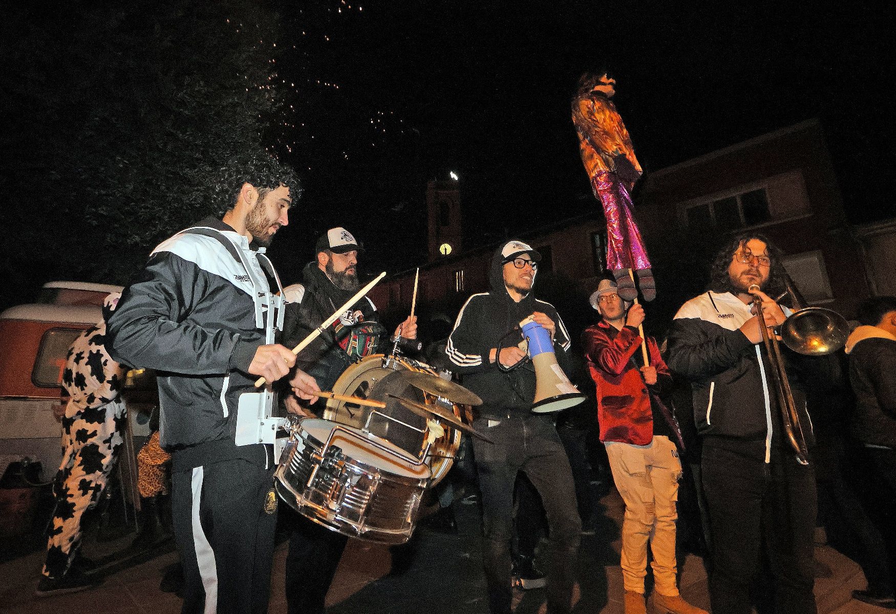 Sallent es desferma amb una rebuda gegantina entre focs d’artifici