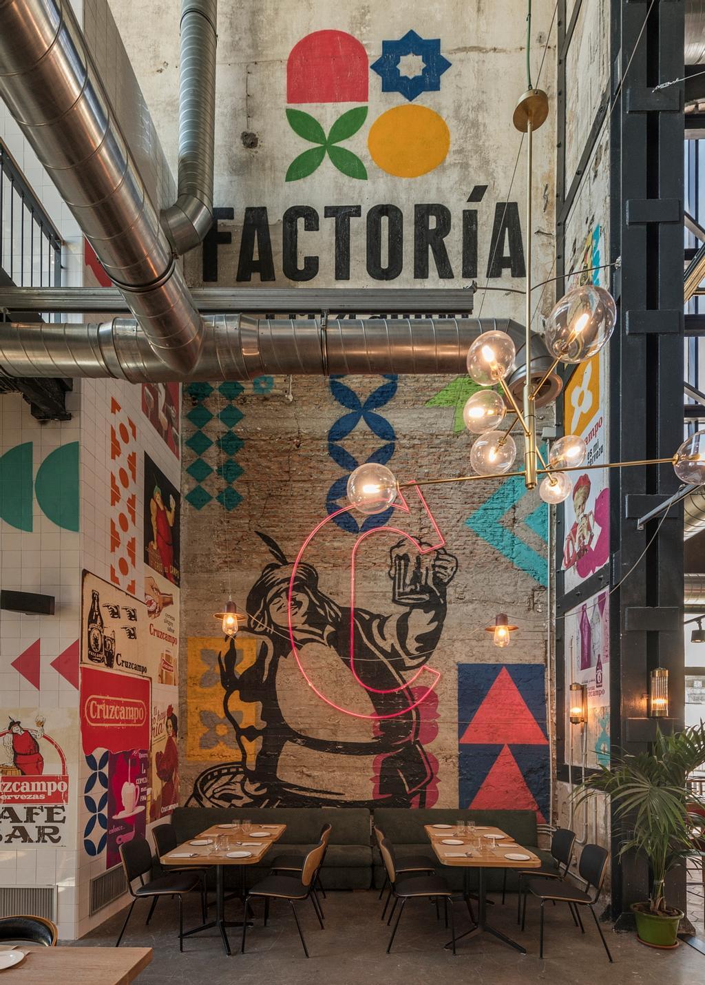 La Factoría Cruzcampo es un espacio único dedicado a la cerveza y a la gastronomía.