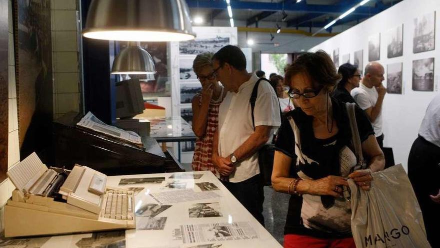 La exposición sobre los120 años del periódico, abierta a grupos