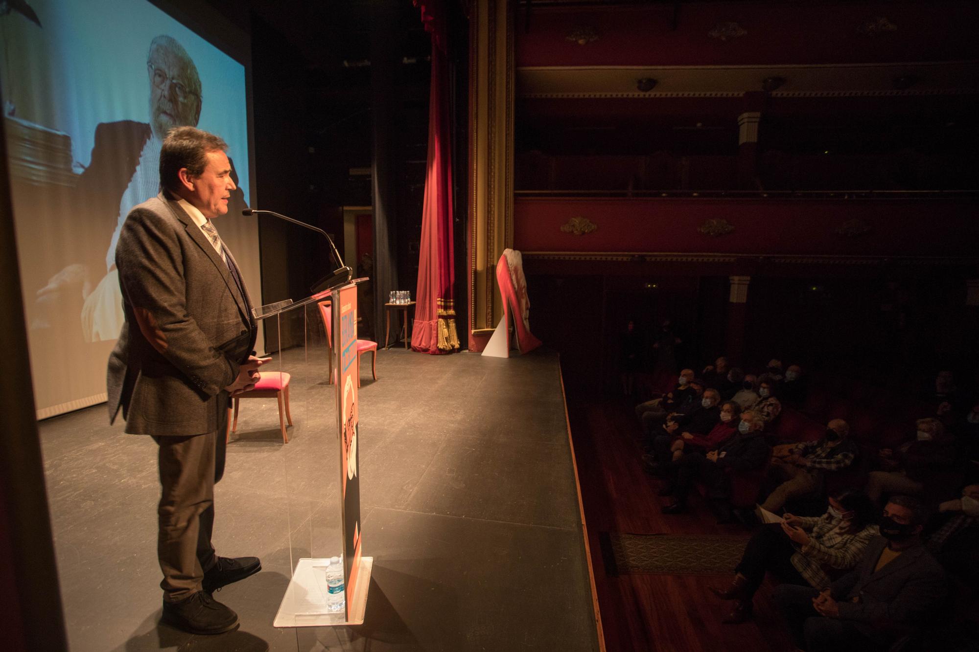 Encuentro cultural sobre Berlanga y las Fallas, organizado por Levante-EMV en el Teatro Talía.