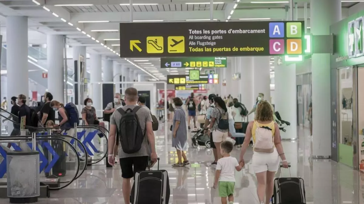 Més promoció turística que mai, però d’amagat