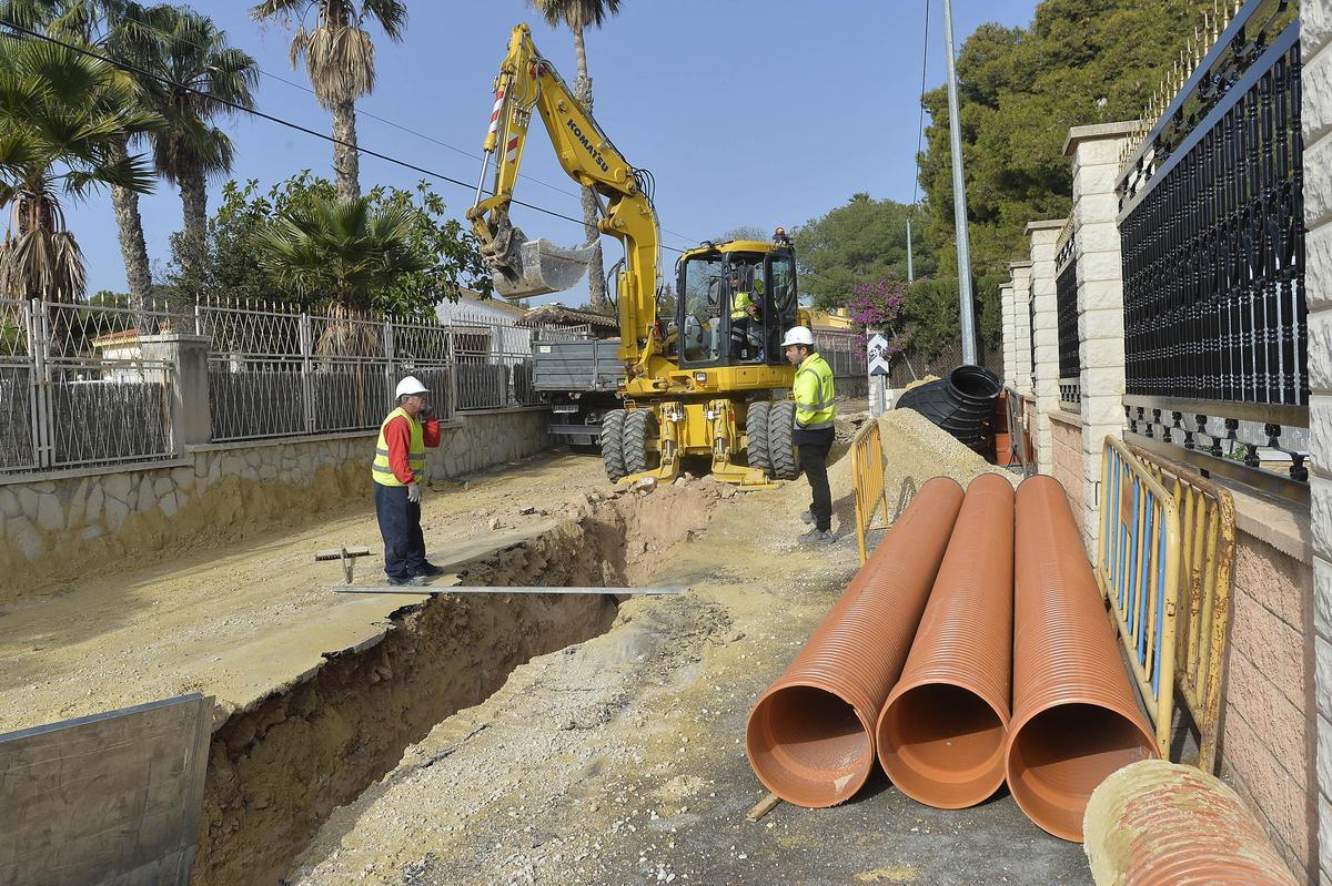 Obras en 2018 en Peña las Águilas para el alcantarillado