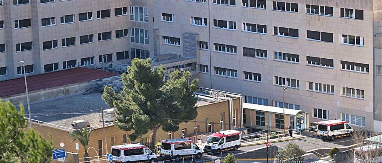 Hospital de Elda, donde se ha producido el deceso.