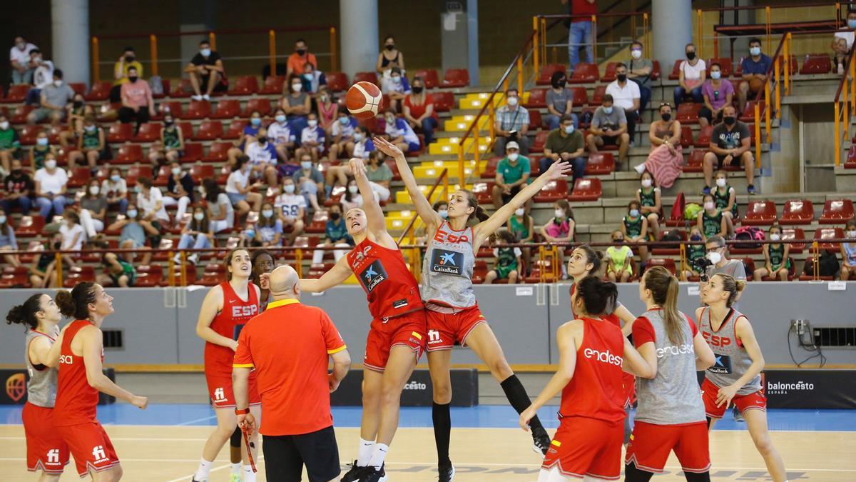 Segunda jornada de la selección española femenina de baloncesto en Córdoba