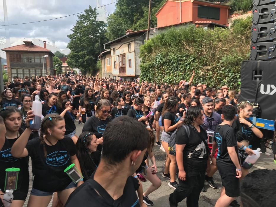 Jira en las fiestas de Pola de Laviana