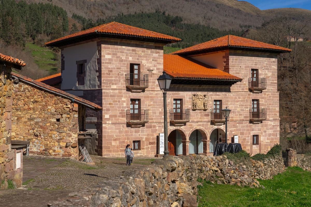 Palacio de los Mier, Carmona