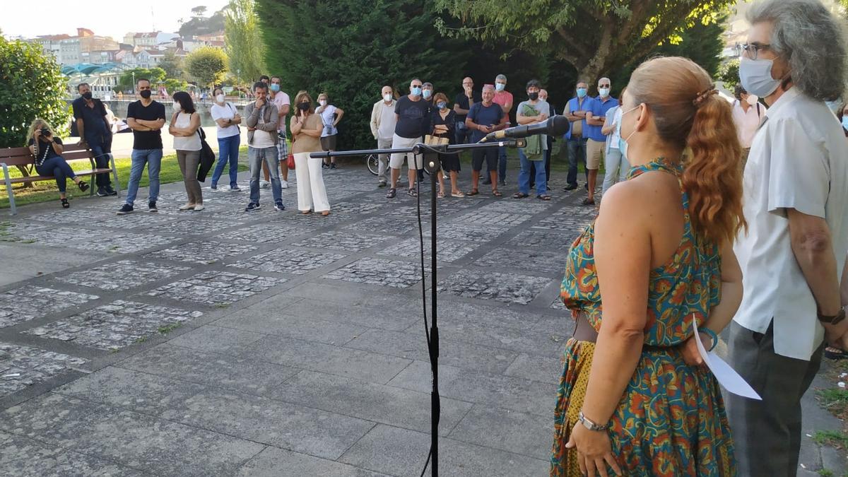 Elisa Nogueira y Agustín Bastón presentan la exposición.