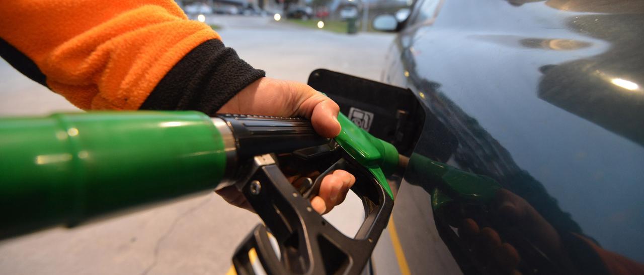 El precio medio de este carburante encadena cinco semanas consecutivas al alza y en la provincia ya supera los 1,56 euros el litro.