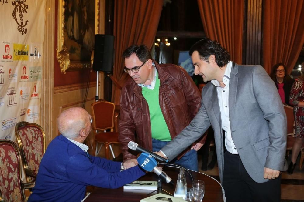 Presentación del libro "Contra viento y marera"