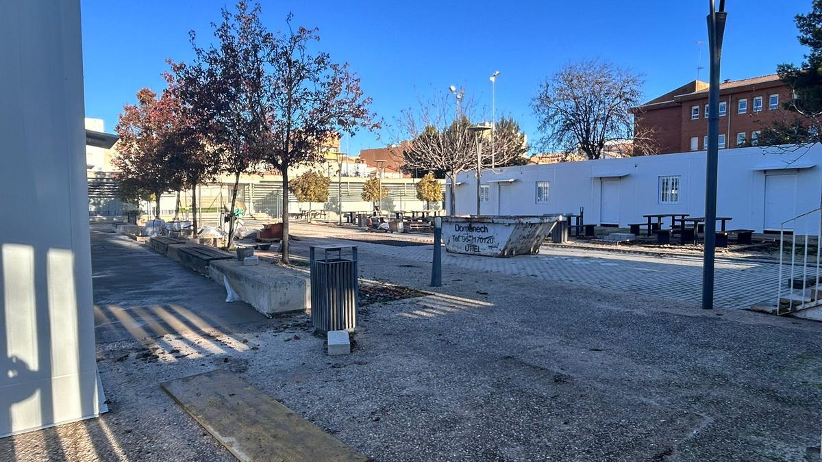 Obras de instalación de las prefabricadas del IES Alameda de Utiel.