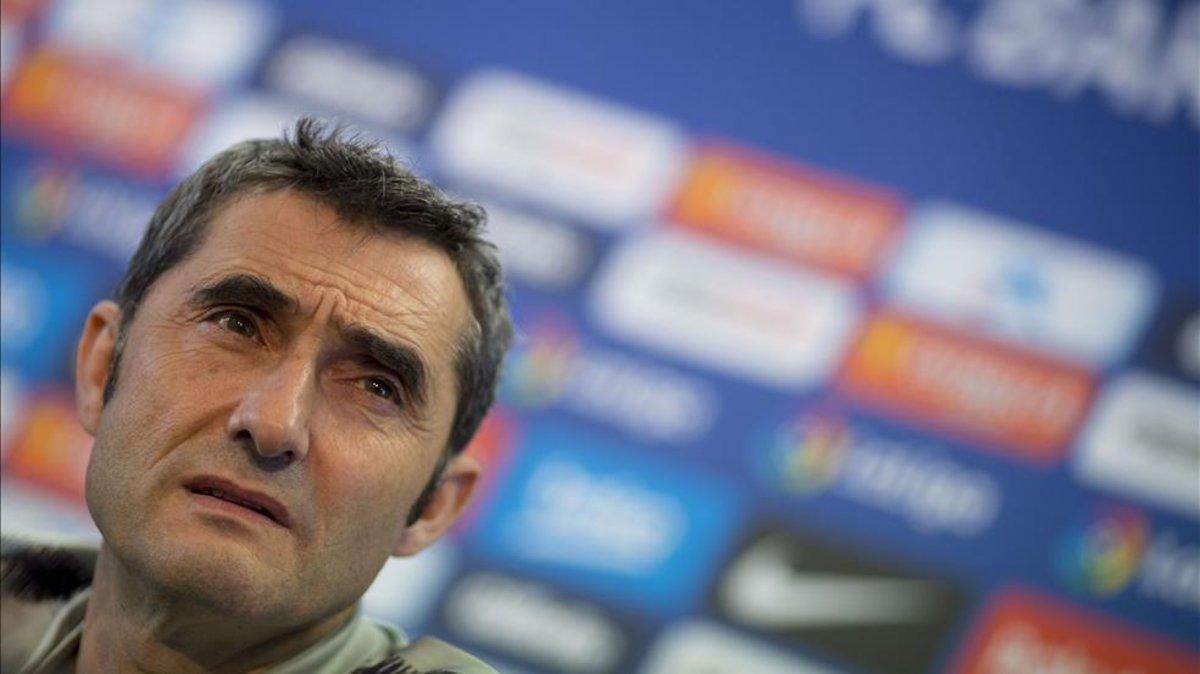 Valverde vuelve a comparecer en la sala de prensa