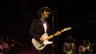 Leiva conquista el Muelle de Batería con ‘Gigante’