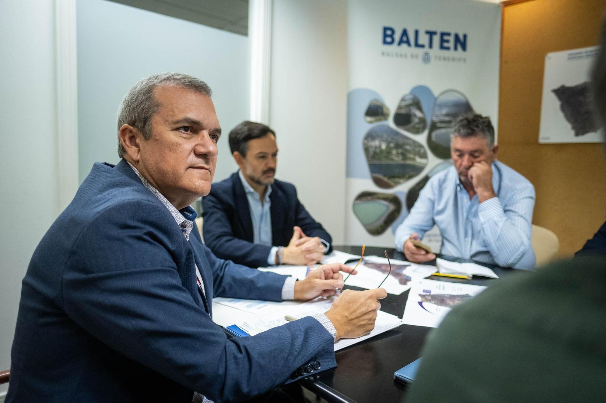 Reunión de los responsables del Cabildo con los representantes de la agricultura y la ganadería de Tenerife sobre medidas para combatir la sequía