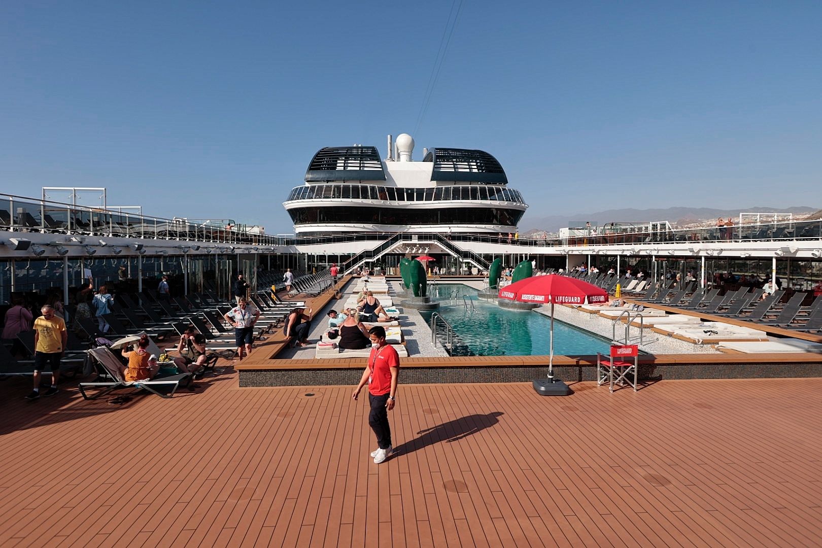 Crucero MSC Victoria en puerto de Santa Cruz de Tenerife