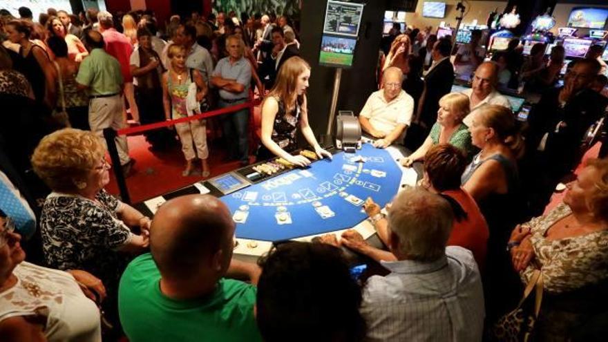 El Consell quiere acabar con el monopolio de los casinos