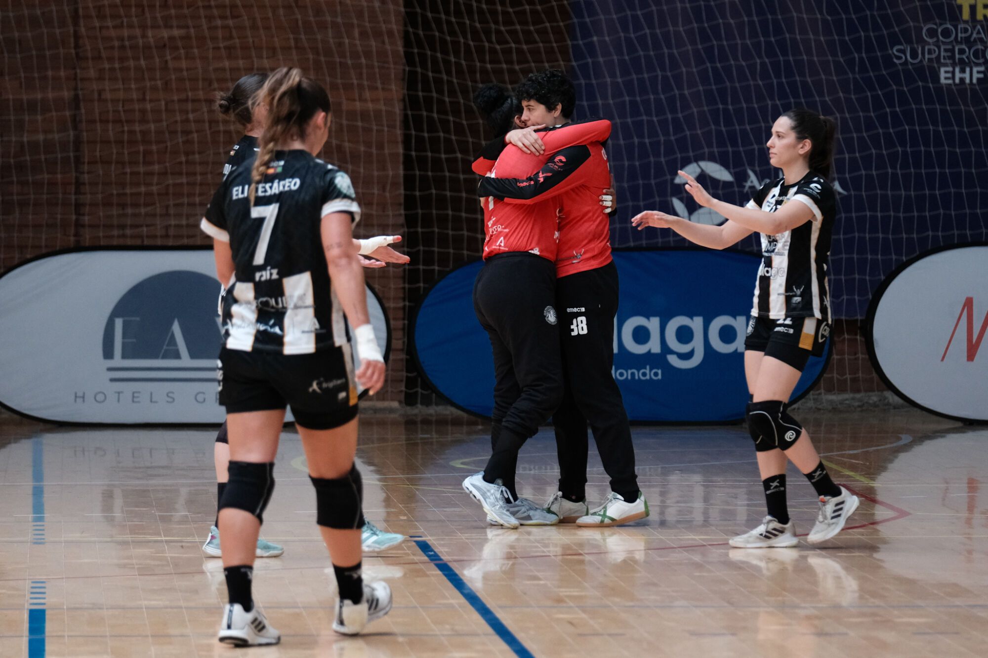 Balonmano Costa del Sol vs Bera Bera en la semifinal de la Liga Guerreras Iberdrola