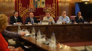El presupuesto de la Diputación sale adelante con los votos del bipartito y de Tomás del Bien