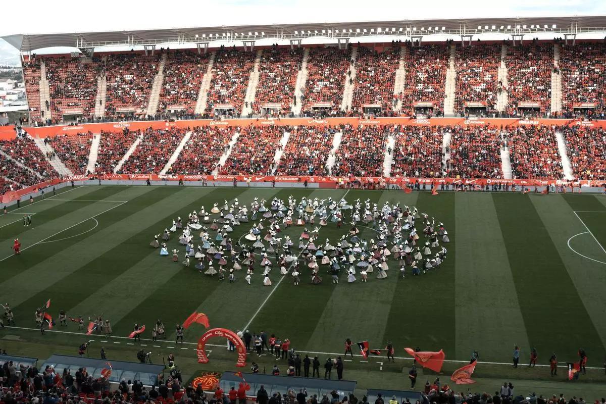 El RCD Mallorca muestra su apoyo al "Correllengua Agermanat".