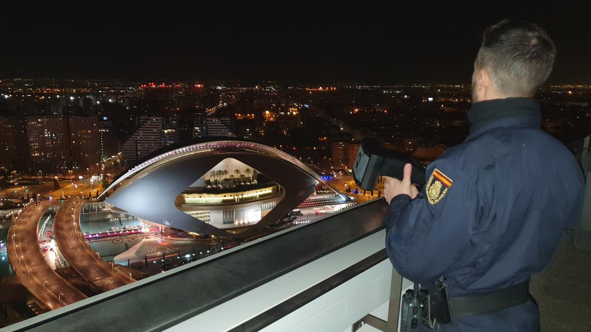 Ojo a los drones en la mascletà: la policía tiene carta blanca para neutralizar drones pirata