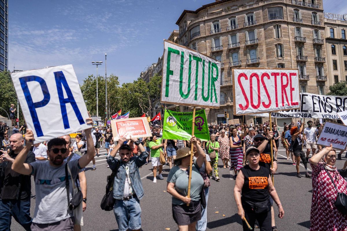 Manifestación en Barcelona por el decrecimiento turístico