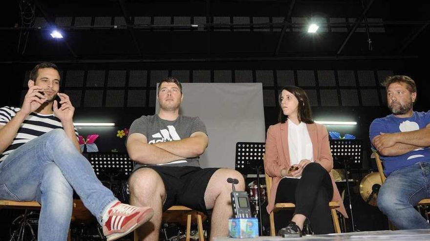 Víctor Vilariño, Alberto Presas, Lara Rodríguez y Miguel Medela en el auditorio de Vilatuxe. // Bernabé / J.Lalín