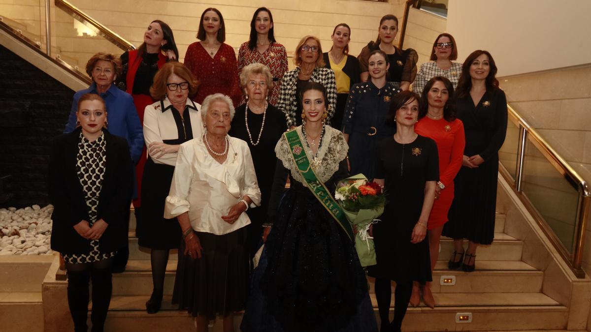 Homenaje a las reinas de las fiestas de la Magdalena