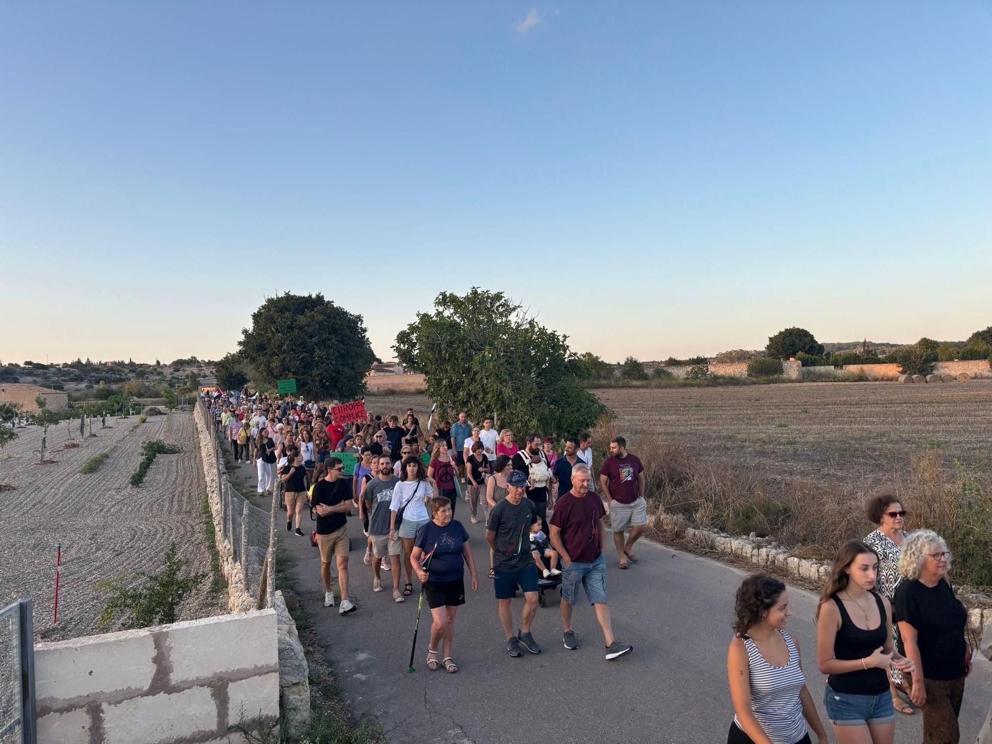 "Lasst uns den Genozid stoppen": So ist Mallorca für die Menschen in Palästina auf die Straße gegangen
