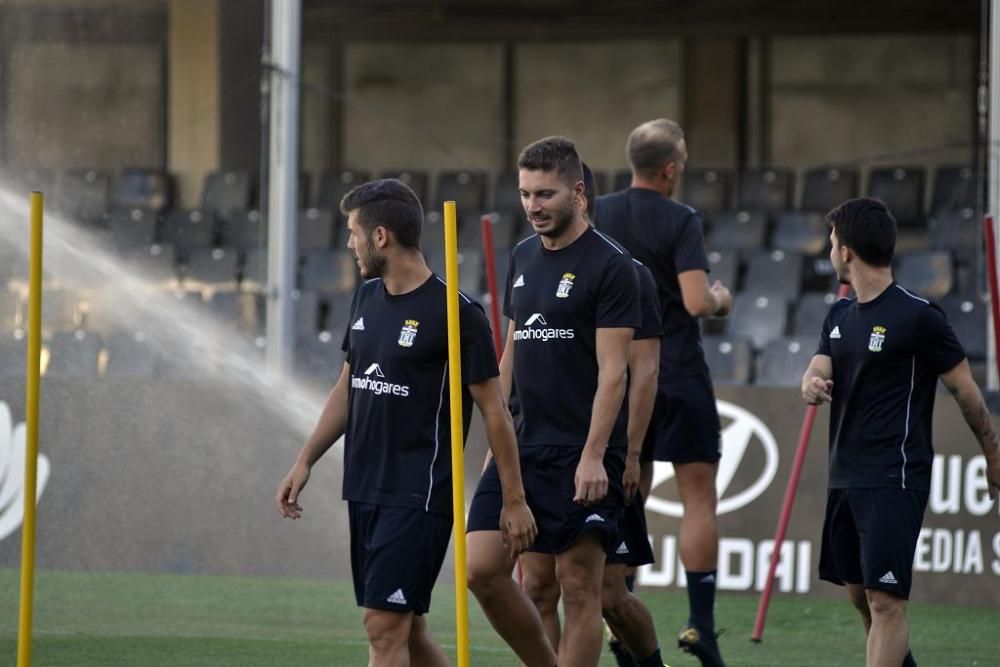 Entrenamiento del FC Cartagena en el Cartagonova (07/06/2019)