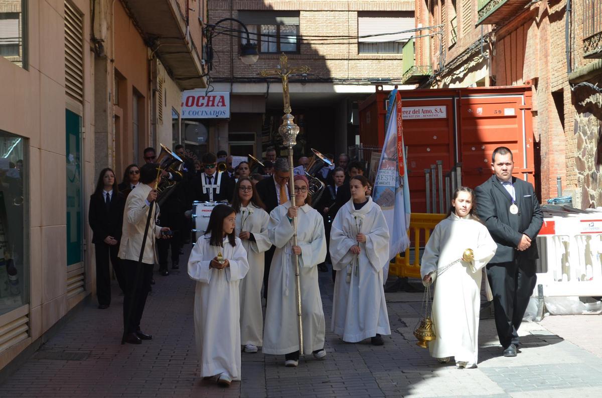 La Procesión del Resucitado en Benavente, en imágenes