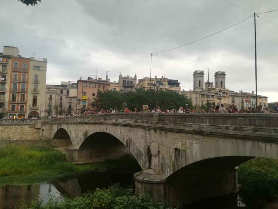 Manifestació a Girona per la vaga del clima