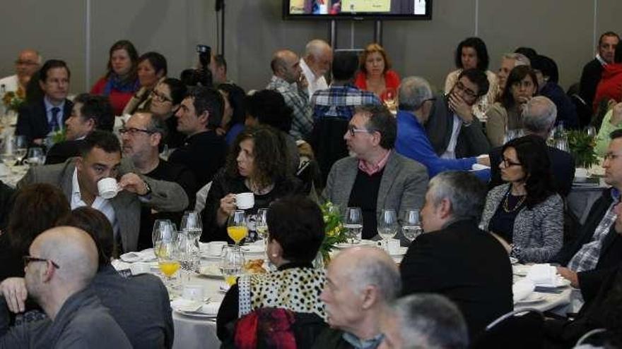 La candidata del Bloque, Ana Miranda, ayer, durante su intervención.  // Jesús de Arcos