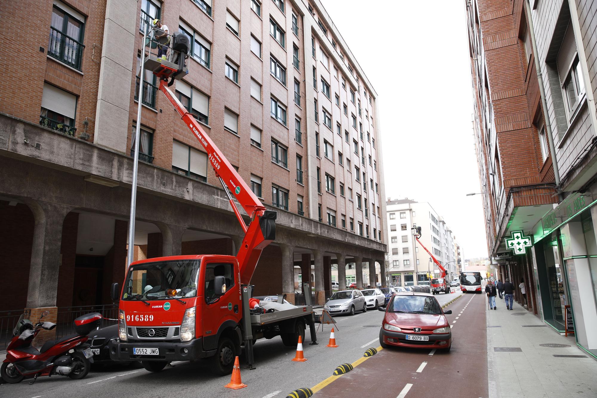 En imágenes: problemas de circulación en La Calzada