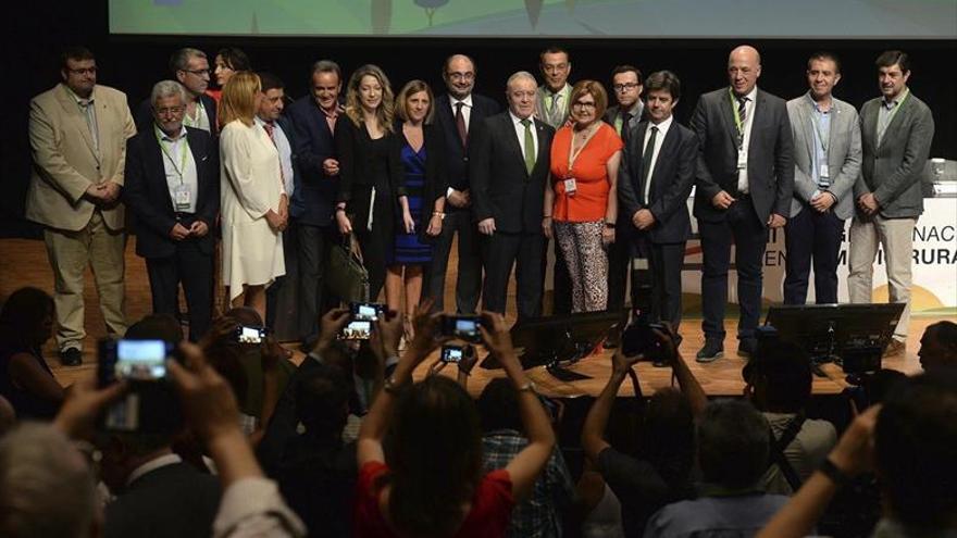 Aragón garantiza un «apoyo cerrado» al Gobierno central contra la despoblación