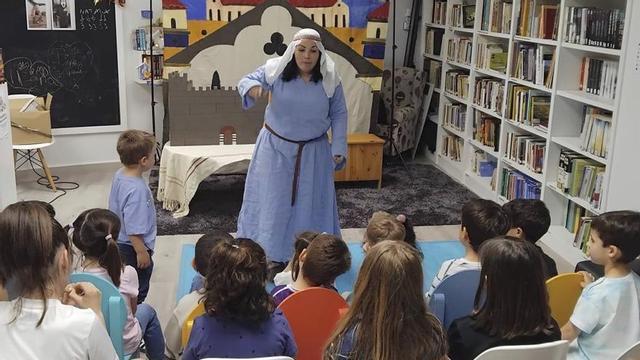 Historias del Aragón medieval en la biblioteca pública Marcos Zapata de Ainzón.