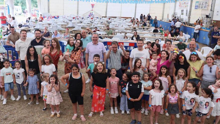 Los niños, protagonistas durante el domingo de la fiesta de Fitoria | MARIO CANTELI