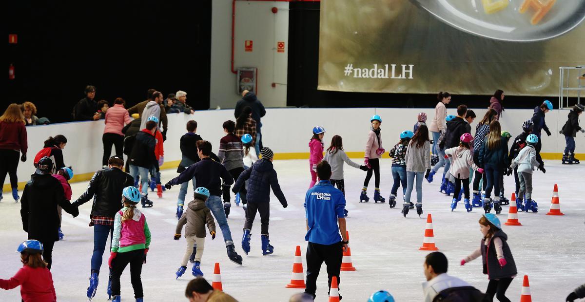 La pista de hielo de La Farga de L'Hospitalet, que se instaló en el municipio después de que Barcelona renunciara a la suya en 2015