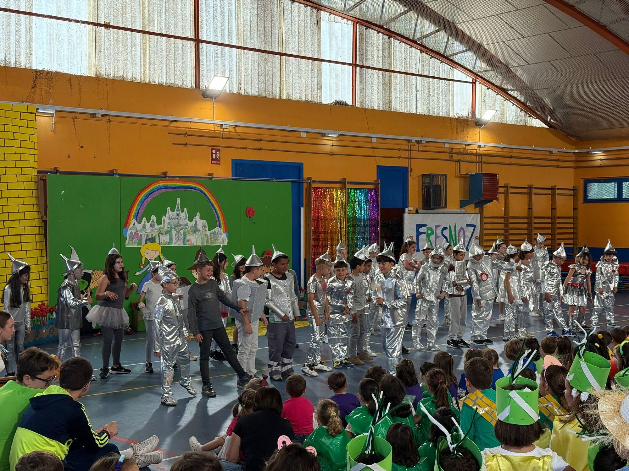 Así es "Fresnoz", la versión de los alumnos del Virgen del Fresno del mundo de Oz