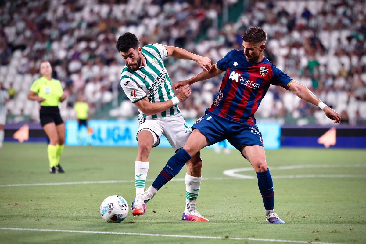 Córdoba CF-Huesca | Las imágenes del partido de LaLiga Hypermotion